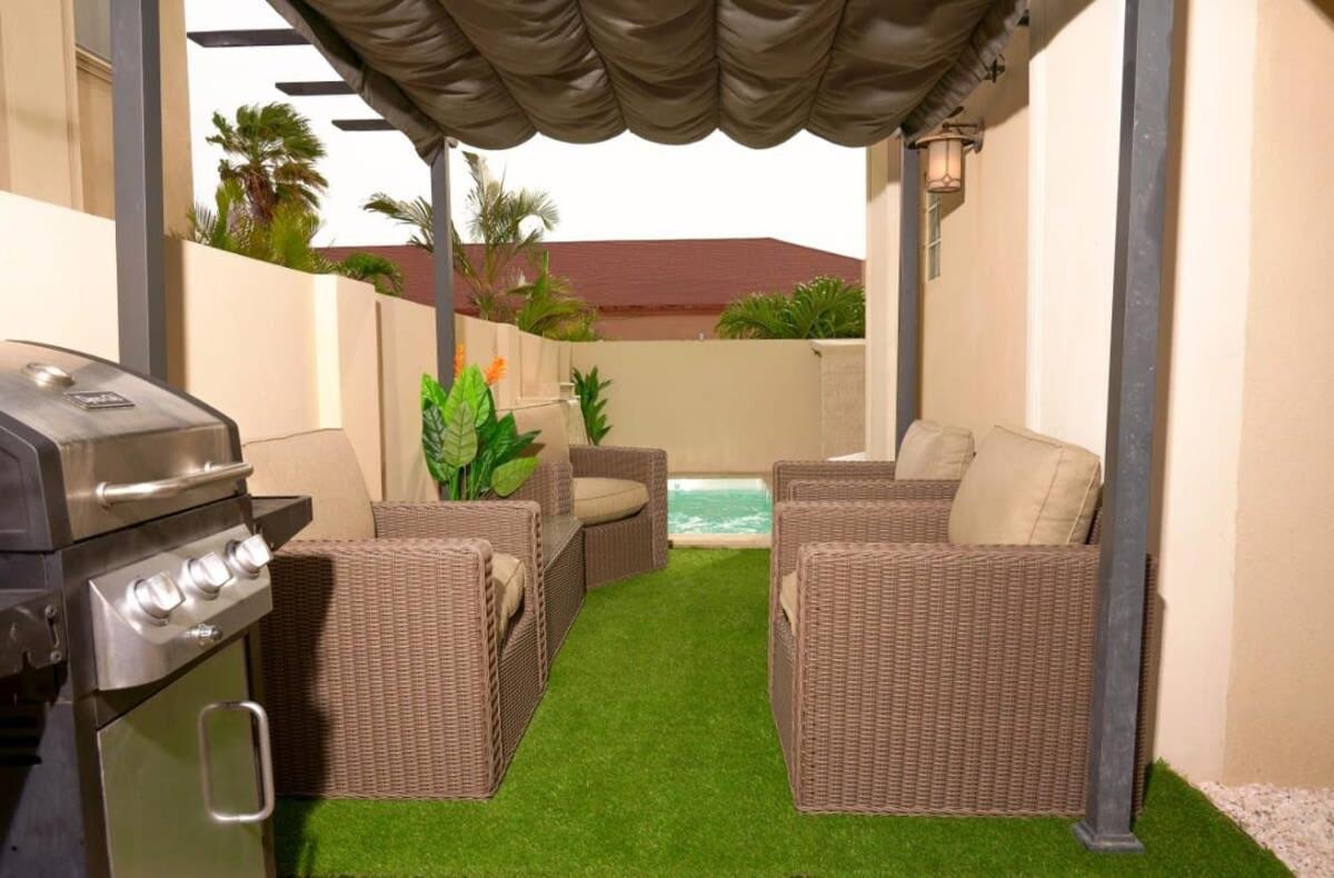 פאלם ביץ' Wonder Apartment In Gold Coast With Private Pool מראה חיצוני תמונה