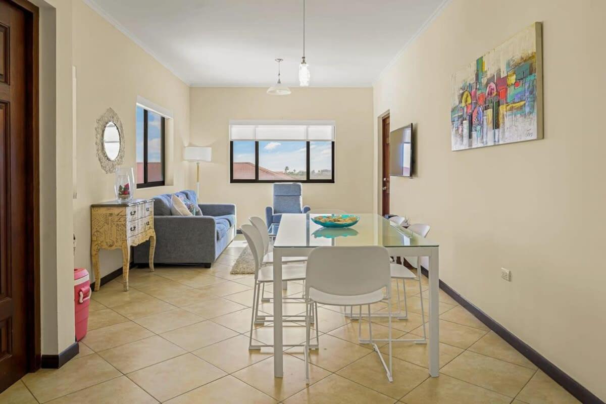 פאלם ביץ' Wonder Apartment In Gold Coast With Private Pool מראה חיצוני תמונה